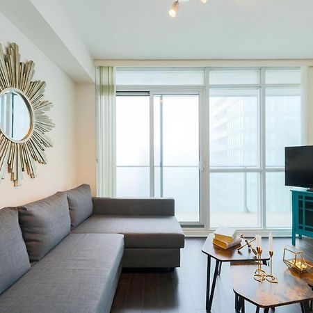 Skyline Elegance Condo โตรอนโต ภายนอก รูปภาพ